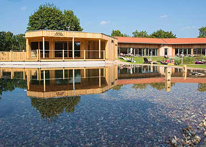 Die „Badebucht" in Wedel eröffnet ihr „Haus am See" mit ...