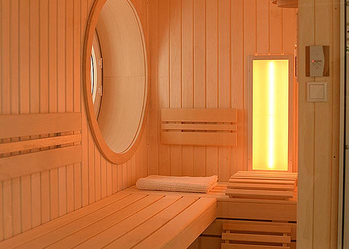 Sauna mit Infrarotstrahler